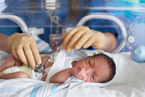 Церебральная ишемия у новорождённых: симптомы,